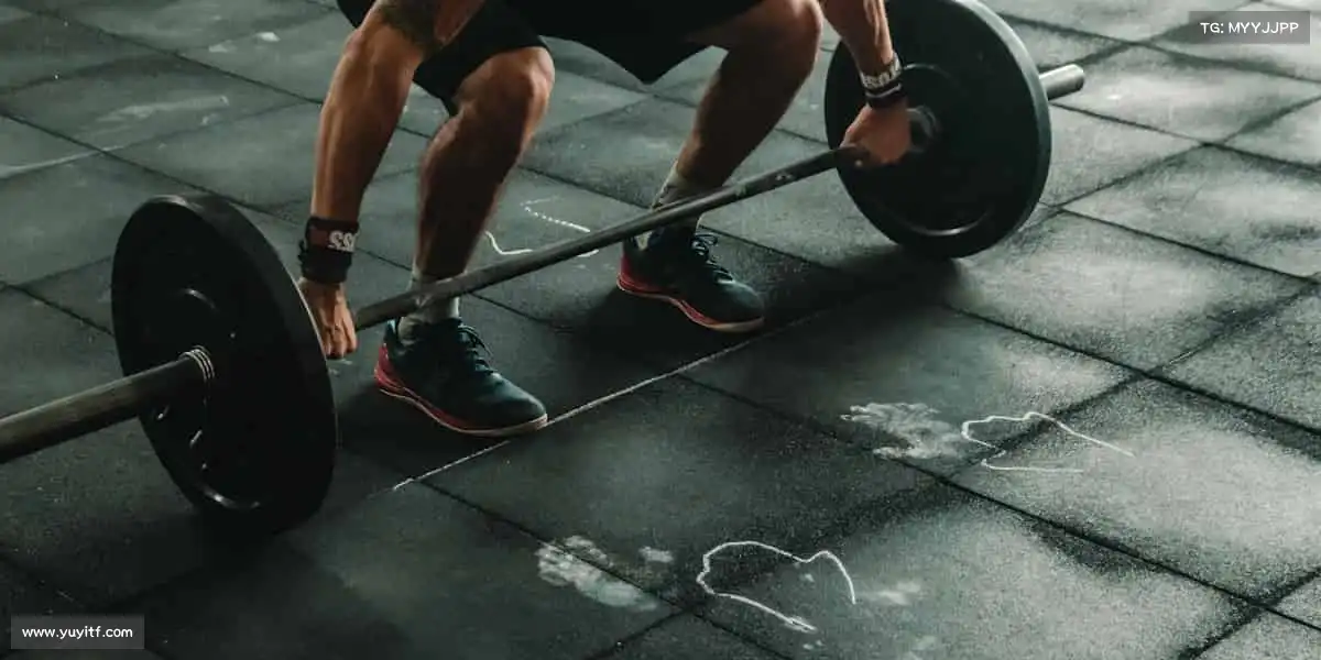 <strong>yy易游</strong>🏸挥动球拍，追逐光影，每一次全力以赴都是对生活的致敬！